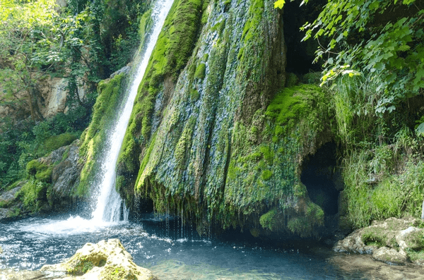 Cascada Vadu Crișului - Șuncuiuș, România